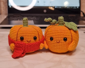 かぎ針編みのハロウィンかぼちゃとゴーストのパターン | Amigurumi
