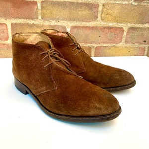 1990‘s Samuel Windsor Suede Brown Desert Boots/Handmade Vintage Suede Ankle Boots/Tan Brown Suede Chukka Boots/90’s Mens Sand Boots