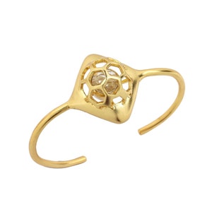 Beautiful Cuff Bangle For Mom, Kite Shape Wrist Bangle, Crystal Quartz Gemstone, Gold Plated Brass, Openable Bangle, Traditional Jewelry