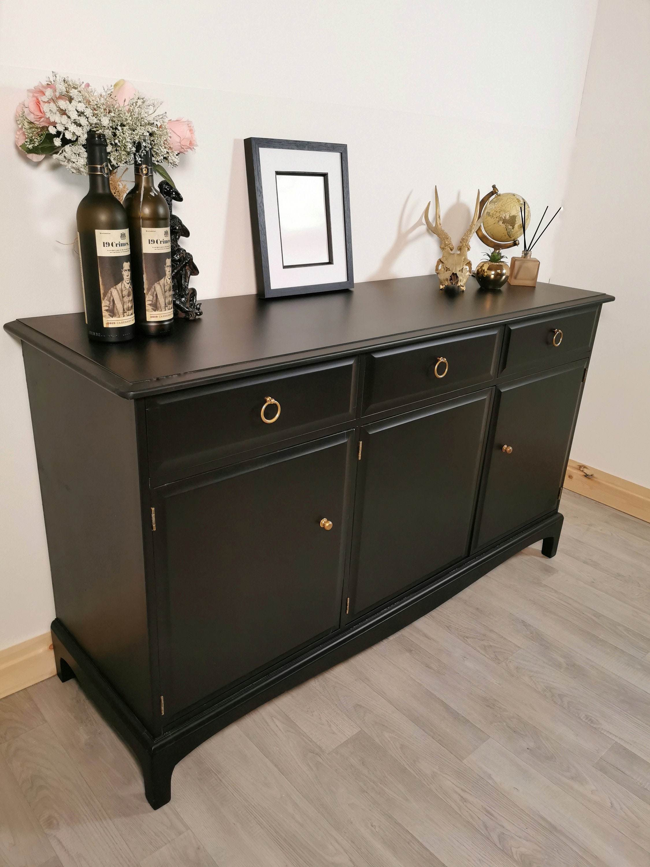 PROFESSIONALLY SPRAYED Stag Minstrel Sideboard in Matt Black