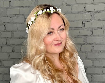 white hair wreath for the bride with roses,romantic wedding headdress,wedding crown for bride,wedding white flower bride crown,bride crown