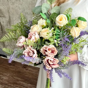 lavender bridal bouquet bouquet provence bride&#39;s bouquet wedding bouquet bride&#39;s wedding bouquet wildflower bouquet bride&#39;s wedding bouquet