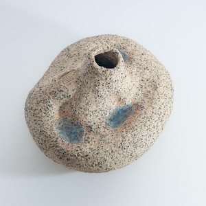 Handmade Ceramic Vase – Textured Stoneware, Modern Organic Design, Unique Art Pottery, Wabi-Sabi Home Decor, Stoneware Sculpture