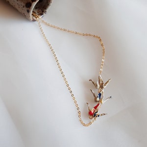 Collana personalizzata per il primo anniversario, gioielli personalizzati con gru origami, regalo romantico per la moglie, collana giapponese per la fidanzata, regalo fatto a mano