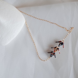 Collana con gru origami personalizzata, regalo fatto a mano personalizzato per la mamma, regali della nonna, idee regalo significative per la mamma, regalo per la festa della mamma