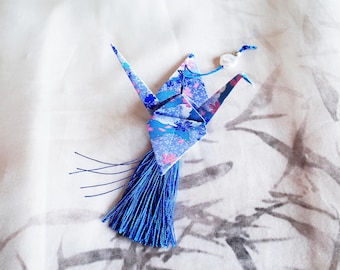 Origami Crane Ornament for Christmas: Japanese Washi Paper Hanging with Tassel, gift for friends