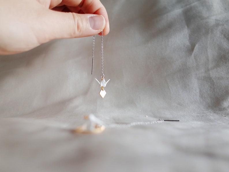 Origami Traneörhängen: Olikformade geometriska hängande örhängen i blandad metall bild 2