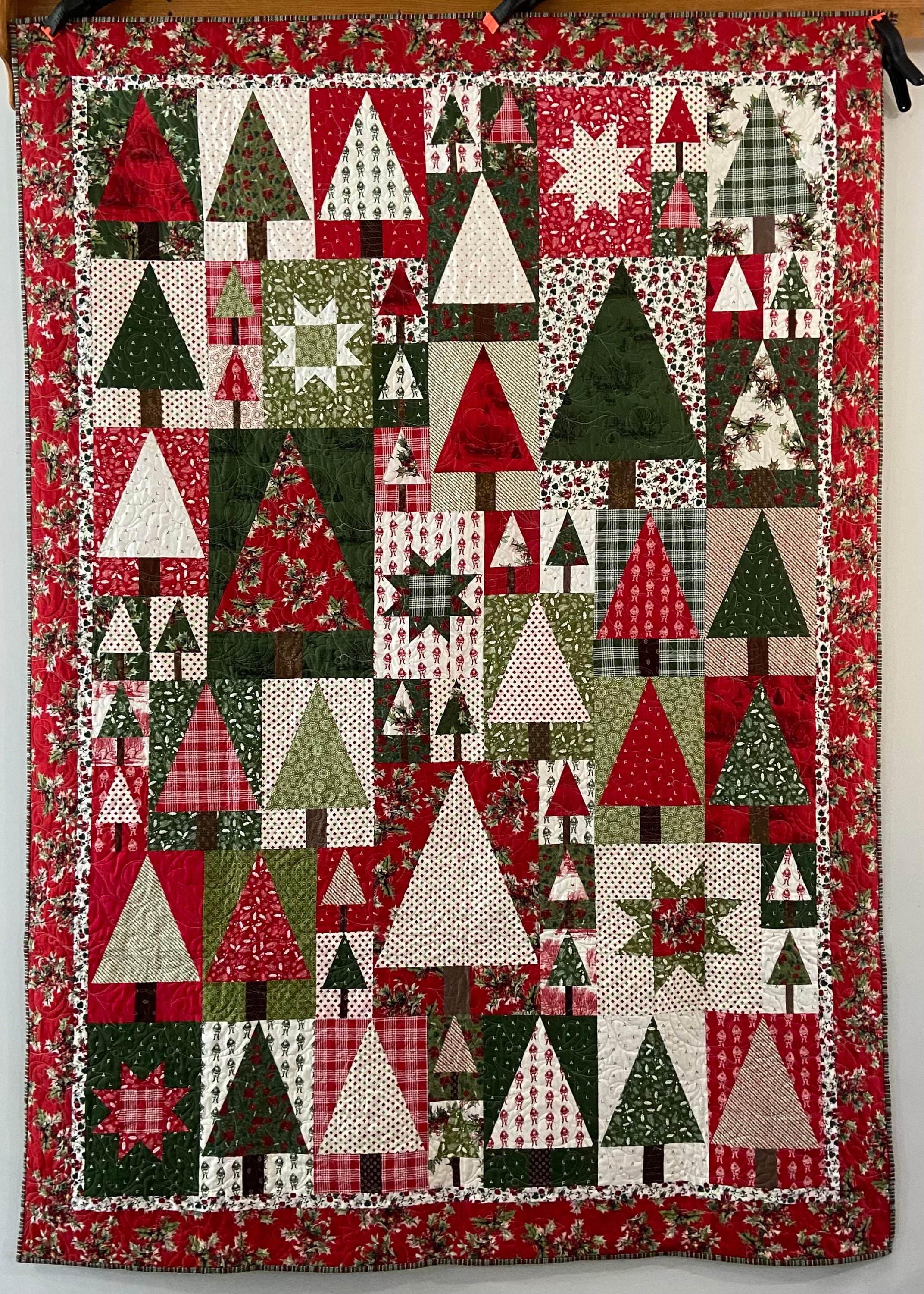 Piney Hollow Quilt Christmas Throw Quilt Traditional Quilt Etsy