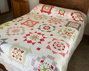 Handmade Floral Patchwork Queen Size Quilt, Modern Design