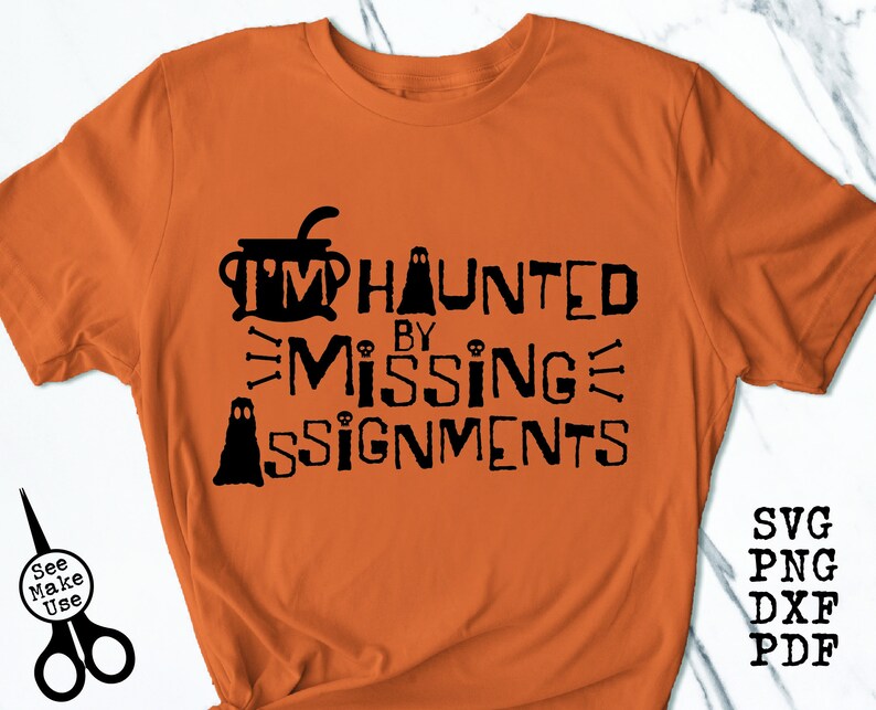 Grappige leraar Halloween Shirt SVG|PNG| DXF|pdf clip art digitale download grafisch gesneden bestand Achtervolgd door ontbrekende opdrachten afbeelding 1