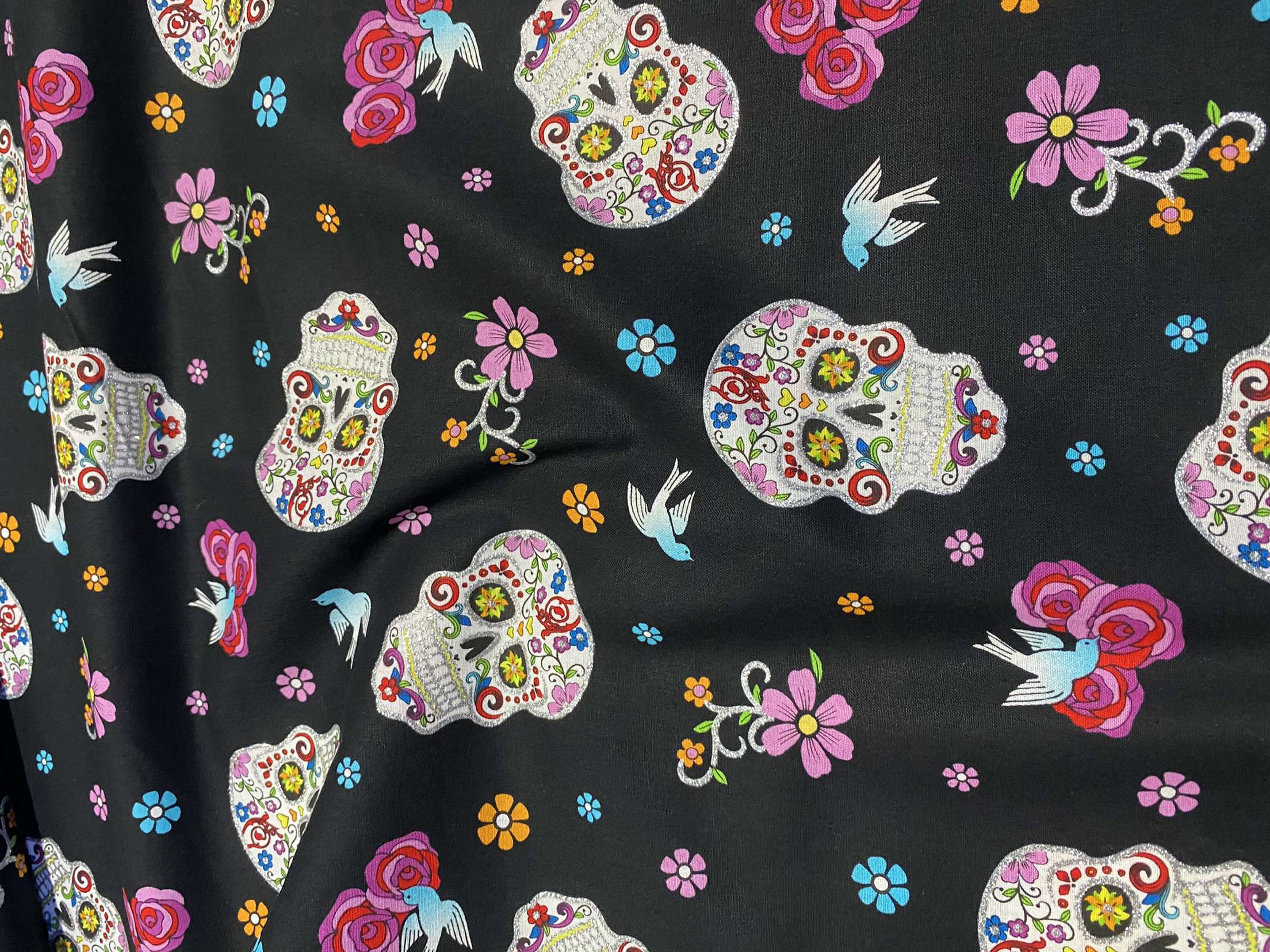 Mexican Heritage Folkloric Sugar Skulls With Glitter 100% Cotton Fabric ...