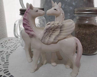 Vintage Ceramic Unicorn Salt and Pepper Shaker Set Dollar King 1992 Vintage Ceramic Unicorn Salt and Pepper Shaker Set Dollar King 1992