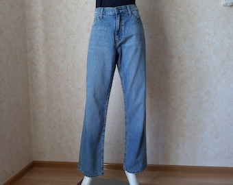 Vintage Classic Jeans, Men's Jeans, SIze W30 L32 Jeans Vintage High Waisted 90's denim Women's jeans