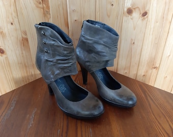 Venturini eleganza high cuff shoes EU 37/ US 6.5/ UK 4 Italian Womens Leather shoes brown real leather shoes