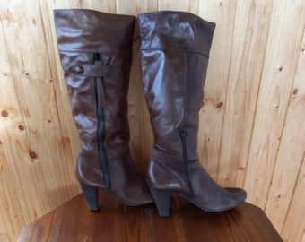 vintage High Boots Bottes en cuir brun Bottes à talons Salamandre Chaussures italiennes Taille 38 UE / 8 États-Unis / 5 Royaume-Uni