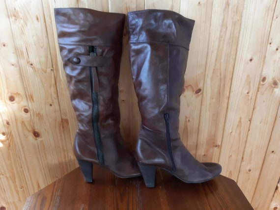 Italian size 38 sales shoe in us