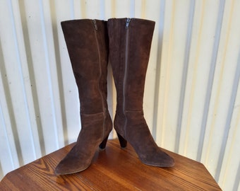 Vintage High Boots Brown Suede Leather Boots Heeled Boots  Italian Shoes Size 35.5 EU / 3.5 US / 3 UK