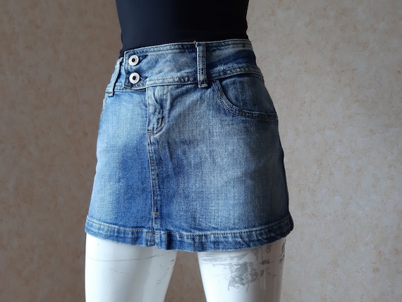 Denim skirt 90s look cheap