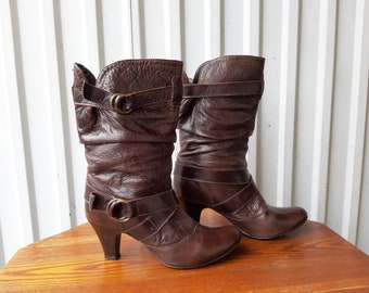 Botas altas vintage de cuero marrón con tacón, estilo vaquero, estilo tunecino. Talla 39 EU / 8 US / 5.5 UK.