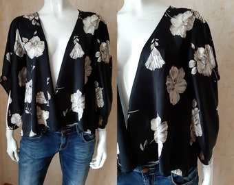 Vintage shirt 1990s Dorothy Perkins Ladies Black Fabric Blouse S SIZE, Vintage top, Country Blouse, Vintage women's blouse, Flowers blouse