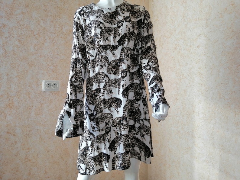 Vintage Dress Leopard Print Long Sleeve Dress Size XL Flirty Everyday Summer Dress Fashion dress Occasion dress Everyday dress