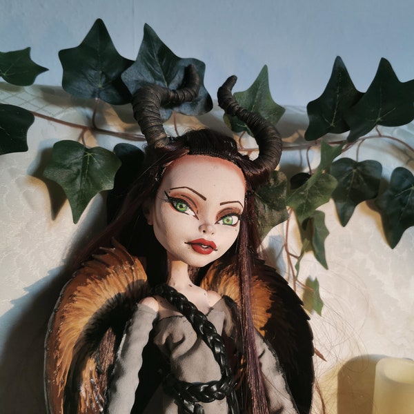 Maleficent Monster high doll ooak repaint Puppe