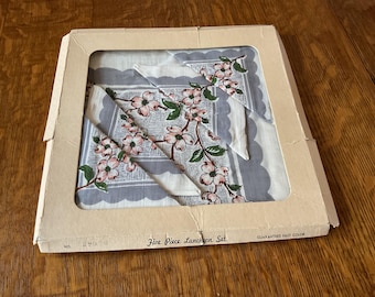 Vintage Tablecloth~Dogwood NOS