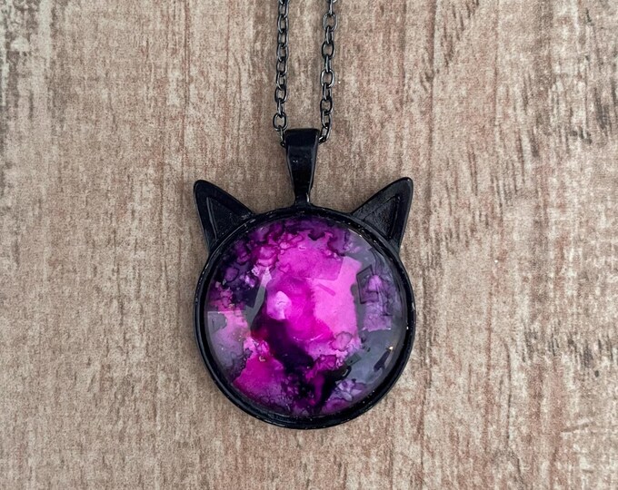Cosmo Pink Kitty Cat Pendant