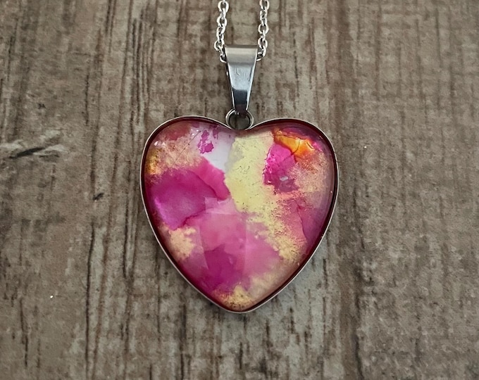 Valentines Heart Pink Cosmo Gold