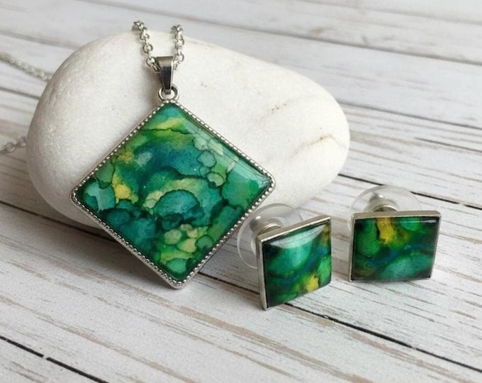 Diamond Jade Pendant Set