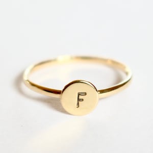 Letter ring minimalist - 14 carat gold - real gold - customizable - handmade - goldsmith - sibling ring friendship ring