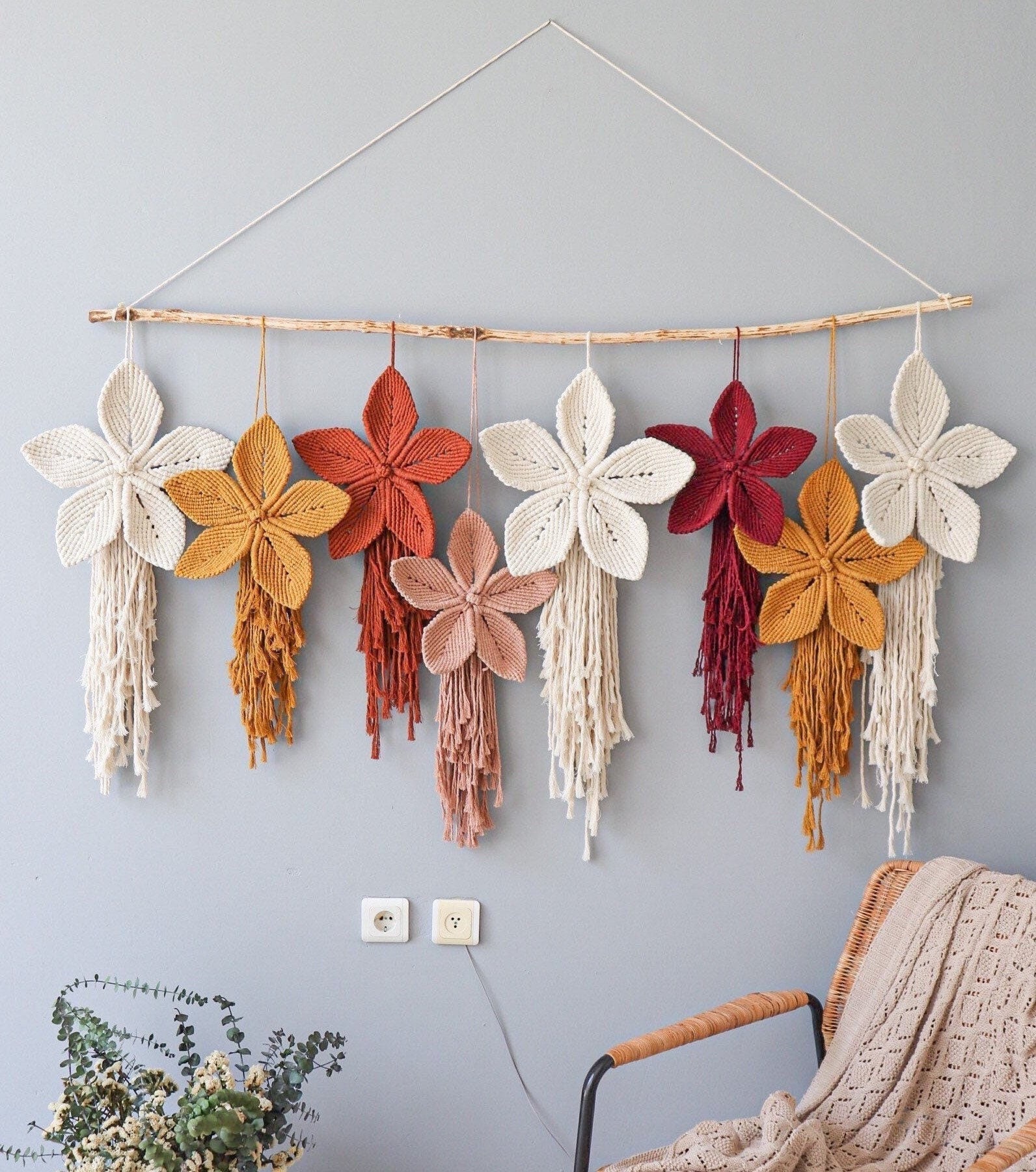 Macrame Flower Wall Hanging, Boho Wall Decor Macrame Wall Hanging, Above  Bed Art, 21st Birthday Gift for Her CANTIKA 