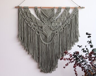 Handmade cusomizable gift for the home decor, boho nursery gift, living room wall hanging