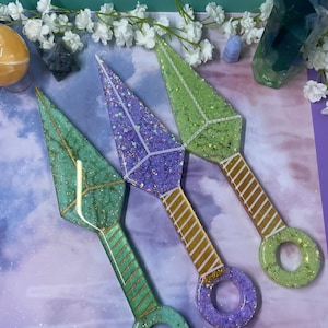 Resin Kunai - Handmade - Cosplay Prop - Anime Gift - Decorative Resin Art - Anime Fan Gift