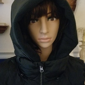 Singing in the Rain in this Updated Rain Hood Waterproof, Over-Sized, Black Exterior/Neutral Color Interiors See Description. image 7