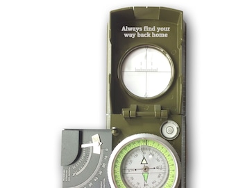 Sport Outdoor Kompass oliv personalisiert mit Wunschgravur und Tasche dein Name und Text Geschenkidee Jagd Wandern Camping Rad Military grün