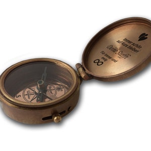Personalisierter Kompass Messing Vintage Optik mit Wunschgravur Name Text verschiedene Designs tolle Geschenkidee Ledertasche Geschenkbox Bild 2