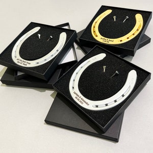 Horseshoe with custom engraving made of heavy iron, original horse horseshoe engraved, silver or gold lacquered, personalized