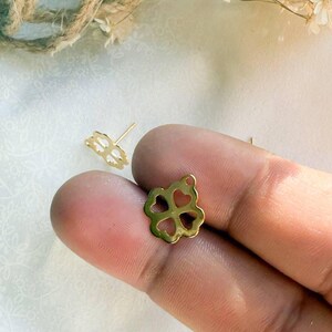 10 pieces Gold plated Stainless Steel Clover Earring Post with Loop, DIY Earring Making Supplies, Hypoallergenic Findings, Gold Earring Stud