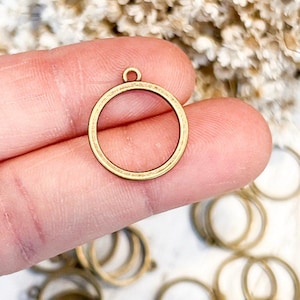 6 pieces Round Open Back Bezels with Loop, Metal Earring Bezels, Bezel Charms for Earrings, Antique Bronze Bezel Findings, Circle Open Back