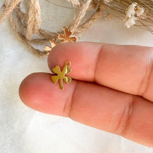 10 pieces Gold plated Stainless Steel Clover Earring Post with Loop, DIY Earring Making Supplies, Hypoallergenic Findings, Gold Earring Stud