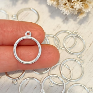 6 pieces Round Open Back Bezels with Loop, Metal Earring Bezels, Bezel Charms for Earrings, Platinum Bezel Findings, Circle Open Back Bezel