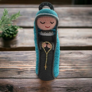 Holy Mary | Virgin Mary | Blessed Virgin Mary |Our Mother Mary with rosary. 100% handmade to order crochet Amigurumi Crochet