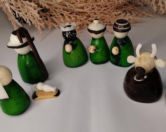 Nativity Green Set Handmade in Tagua Miniature | Nativity figurines | Christmas Nativity | Ivory Nut | Nativity Scene Colombia Free Shipping