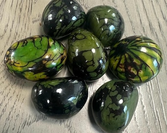 Tagua Nut Green Color.  Whole Tagua Nut Top Drilled 6 Nuts. Size: 4x 3.5 cm. approx. TWGreen01D