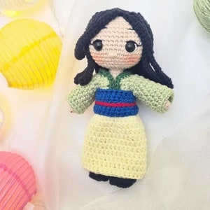 Mulan Crochet Amigurumi Mulan Prinzessin Puppe. Disney Prinzessinnen Amigurumi Puppe Mulan Prinzessin. Prinzessin Plüsch-Puppe Disney Amigurumi Puppe.