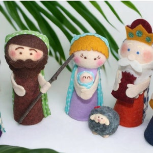 Felt Nativity Set. 6 Holy Family Dolls