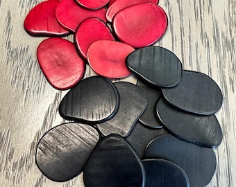 Tagua Slices Beads. 20 Black and Red Pieces