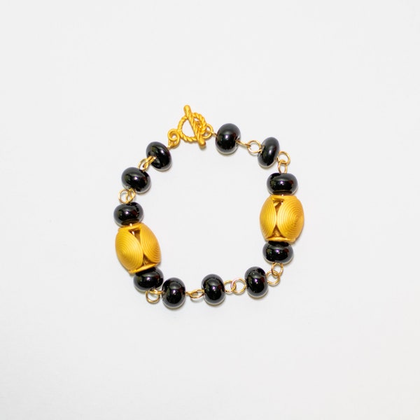 Pre-Columbian Muisca Golden and Black Charms Bracelet. Colombia- 24K Gold Plated, Pre Columbian Jewelry, Handcrafted Jewelry from Colombia