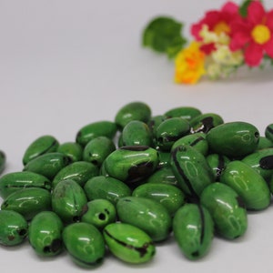 Camajuro Beads. 30 Green Pieces.
